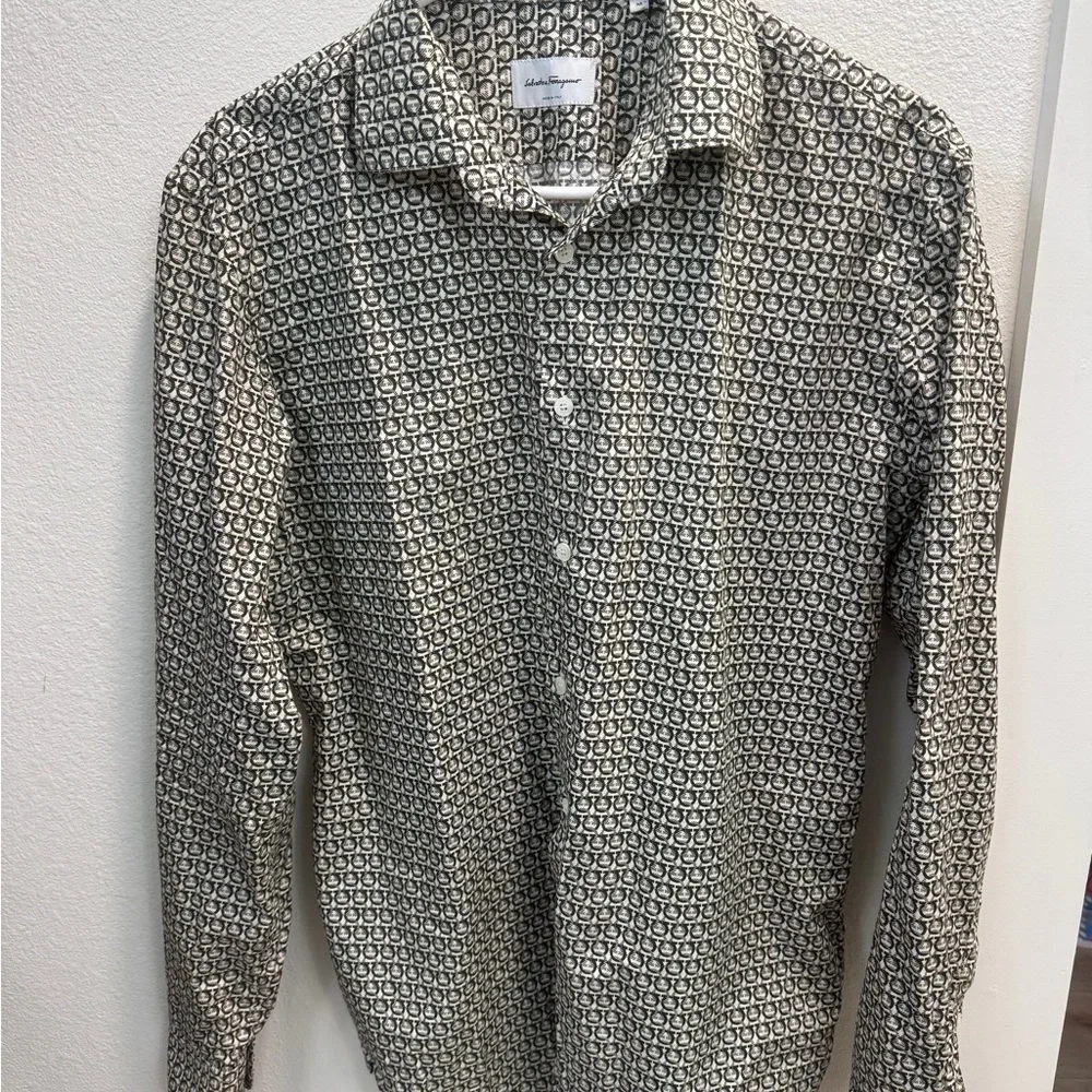Salvatore Ferragamo Men’s Gancini Logo Print Button-Down Shirt M - Picture 3 of 8